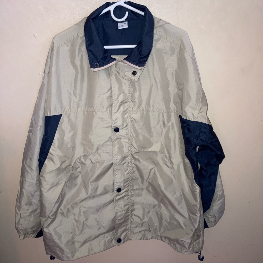 The Flagship Vtg Men’s Hooded windbreaker Rain Jacket size Xl